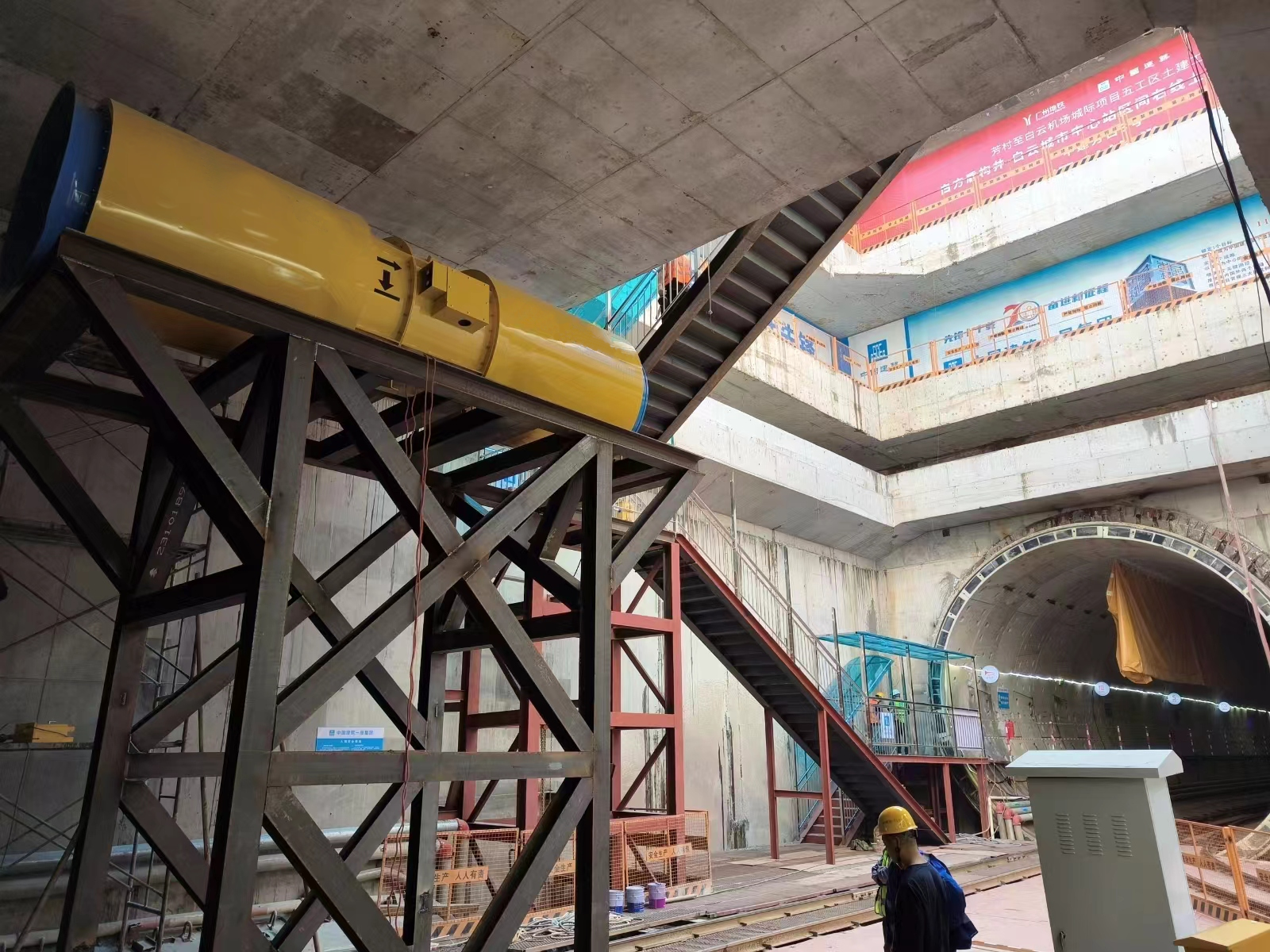 芳白城际5工区-中建一局